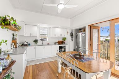 House For Lease - QLD - East Toowoomba - 4350 - Charming Art Deco Home Close to the CBD!  (Image 2)
