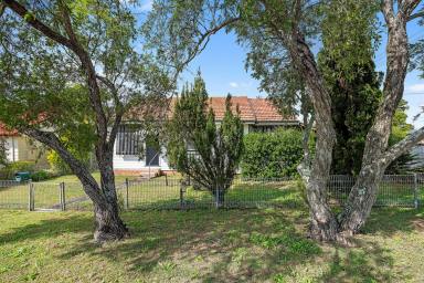 House For Sale - NSW - Thornton - 2322 - CHARMING FAMILY HOME IN CENTRAL THORNTON – SPACE, CHARACTER & POTENTIAL!  (Image 2)