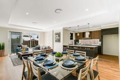 House For Lease - QLD - Mount Lofty - 4350 - Breathtaking Modern Design in an Enviable Location  (Image 2)