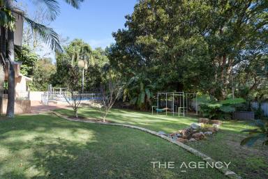 House For Sale - WA - Kalamunda - 6076 - Impressive & Imposing Secluded Sanctuary  (Image 2)