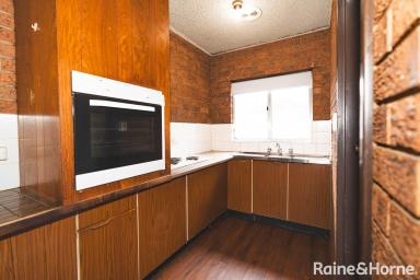 Unit For Lease - NSW - Wagga Wagga - 2650 - TIDY TWO BEDDER IN GREAT LOCATION  (Image 2)