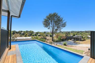 House For Sale - VIC - Beechworth - 3747 - SOAK UP THE VIEWS  (Image 2)