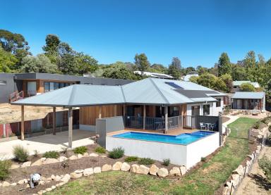 House For Sale - VIC - Beechworth - 3747 - SOAK UP THE VIEWS (Image 2)
