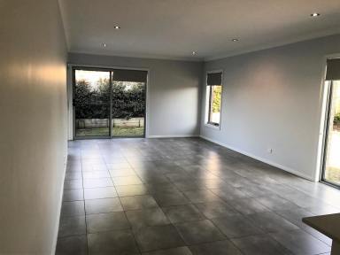 Villa For Lease - NSW - Gerringong - 2534 - Modern Villa Available  (Image 2)
