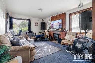 House For Sale - TAS - Beaconsfield - 7270 - Family-Friendly Home on a Spacious Block  (Image 2)