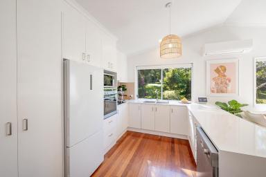 House For Sale - QLD - Cooran - 4569 - Modern Character Cottage  (Image 2)