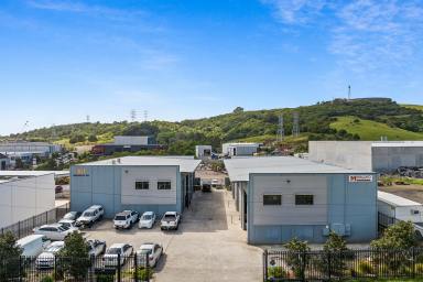 Industrial/Warehouse Leased - NSW - Berkeley - 2506 - WAREHOUSE + OFFICE SPACE!  (Image 2)