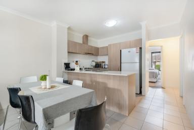 House For Sale - WA - Canning Vale - 6155 - The $1100 a week secret  (Image 2)
