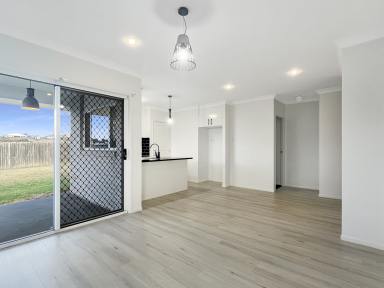 House For Sale - QLD - Glenvale - 4350 - Modern Family Home in Perfect Location  (Image 2)
