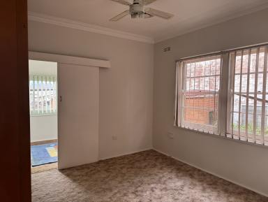 House For Lease - NSW - Tumut - 2720 - Prime Location!  (Image 2)