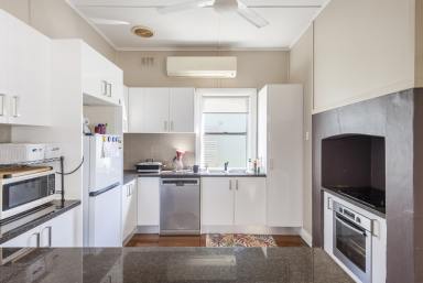 House For Sale - NSW - Grafton - 2460 - FAMILY ADDRESS FOR A FAMILY PRICE!  (Image 2)