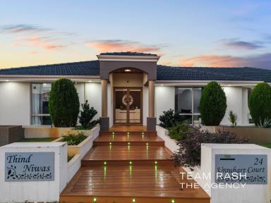 House For Sale - WA - Canning Vale - 6155 - Spacious Family Living in Prime Canning Vale Location  (Image 2)