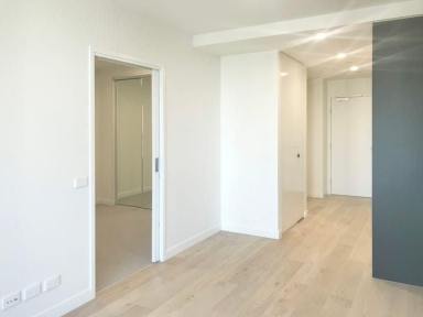 Apartment For Lease - VIC - Melbourne - 3000 - 2 Bedroom 1 Bathroom in the heart of Melbourne CBD  (Image 2)
