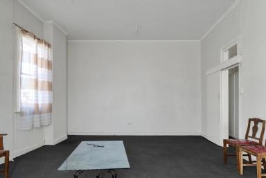 Unit For Lease - QLD - Toowoomba City - 4350 - Upstairs Inner City Unit  (Image 2)