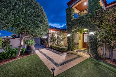 House For Sale - WA - Iluka - 6028 - Mediterranean Elegance!  (Image 2)
