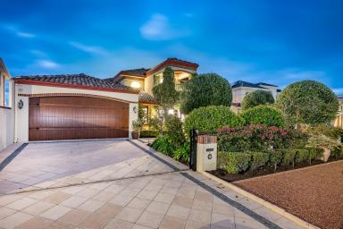 House For Sale - WA - Iluka - 6028 - Mediterranean Elegance!  (Image 2)