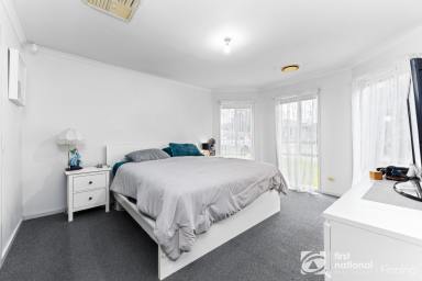 House For Sale - VIC - Cranbourne West - 3977 - PERFECT FOR FHB’S & INVESTORS!  (Image 2)
