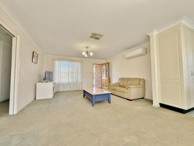 House For Sale - NSW - Young - 2594 - Great Property, Great Location  (Image 2)