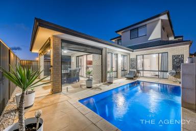 House For Sale - WA - Jindalee - 6036 - Superb Low Maintenance Coastal Living  (Image 2)