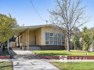 House For Sale - VIC - Kennington - 3550 - Classic on the Outside. Full of Potential Within.  (Image 2)
