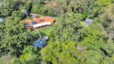 House For Sale - QLD - Highvale - 4520 - Luxurious 5 Bedroom Retreat on 2.17 acres with town water!  (Image 2)