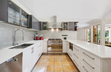House For Sale - QLD - Highvale - 4520 - Luxurious 5 Bedroom Retreat on 2.17 acres with town water!  (Image 2)