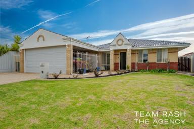 House For Sale - WA - Kiara - 6054 - Exceptional Family Home in a Prime Location on a Generous Block  (Image 2)