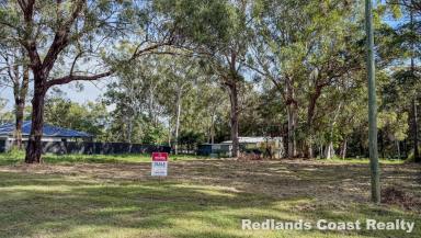 Residential Block For Sale - QLD - Russell Island - 4184 - Flat 612sqm Block with Power Pole – Peaceful Position Near Rocky Point  (Image 2)