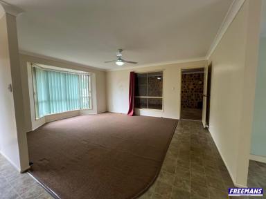 Unit For Lease - QLD - Kingaroy - 4610 - Spacious 3-Bedroom Brick Unit with Courtyard  (Image 2)