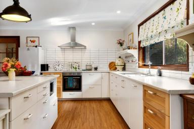 House For Sale - NSW - Surf Beach - 2536 - Renovated Home, Prime Location  (Image 2)