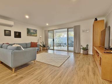 House For Sale - NSW - Young - 2594 - Calling all Retirees or Investors!  (Image 2)