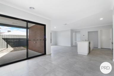 House For Lease - NSW - Lavington - 2641 - BRAND NEW LOW MAINTENANCE 3 BEDROOM HOME!  (Image 2)