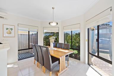 House Sold - WA - Success - 6164 - Contemporary Comfort Meets Convenient Living  (Image 2)