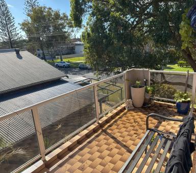 Unit For Lease - NSW - Tuncurry - 2428 - WHAT MORE COULD YOU WANT!  (Image 2)