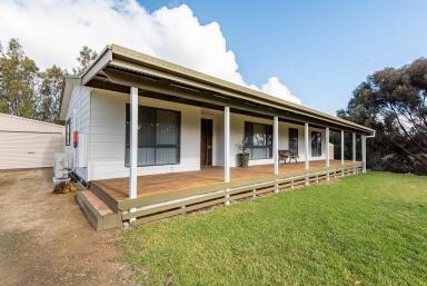 Lifestyle For Sale - SA - Naracoorte - 5271 - Excellent Location, Rural Views and Room to move!!  (Image 2)