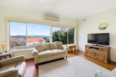 House For Sale - NSW - Tamworth - 2340 - Spectacular Views and Endless Potential  (Image 2)