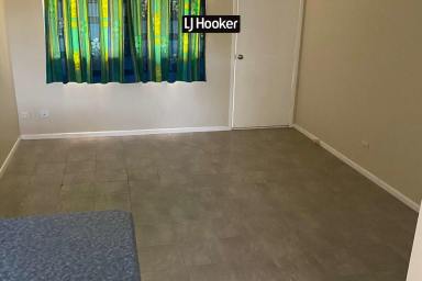Unit For Lease - NSW - Inverell - 2360 - 2 Bedroom Brick Unit  (Image 2)