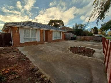 House Leased - VIC - Melton South - 3338 - Fully Renovated House - Next to Melton Train Station  (Image 2)