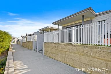 House Sold - WA - Halls Head - 6210 - The Ultimate Seaside Lock & Leave – Sun, Style & Simplicity  (Image 2)