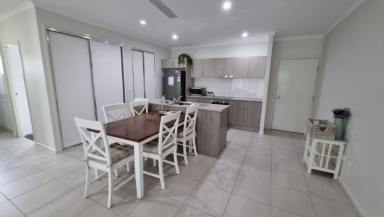 Unit For Lease - QLD - Woree - 4868 - Stylish 2-Bedroom Unit in Woree  (Image 2)