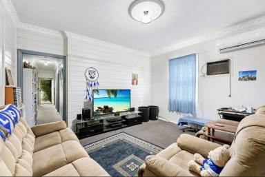 Duplex/Semi-detached For Sale - NSW - Werris Creek - 2341 - Unique Investment Opportunity with Dual-Income  (Image 2)