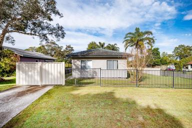 House For Sale - NSW - Raymond Terrace - 2324 - ATTENTION INVESTORS!  (Image 2)