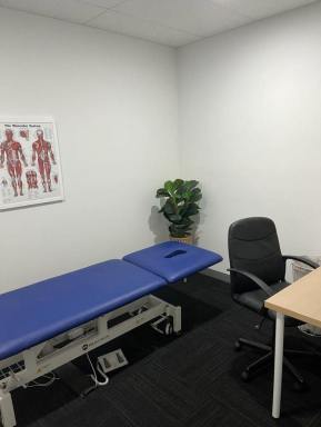 Medical/Consulting For Lease - VIC - Craigieburn - 3064 - Perfect for Allied Health Professionals  (Image 2)