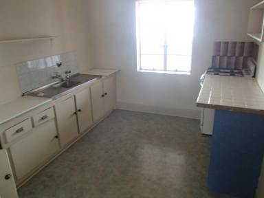 Unit For Lease - VIC - Portland - 3305 - Central CBD Unit  (Image 2)