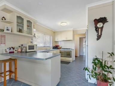 House For Sale - VIC - Wy Yung - 3875 - CLIFTON CREEK VIEWS  (Image 2)