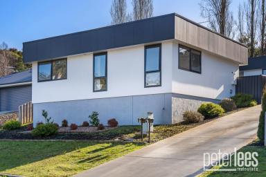 Unit For Sale - TAS - Newstead - 7250 - Stylish Newstead Townhouse  (Image 2)