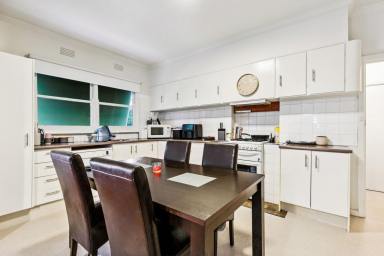 House For Sale - VIC - White Hills - 3550 - Charming 3-Bedroom Home with Spacious Yard!  (Image 2)