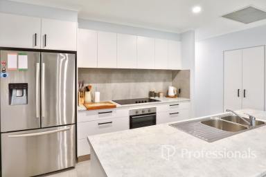House For Sale - VIC - Red Cliffs - 3496 - Smart, Neat and Stylish Family Home  (Image 2)