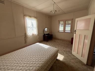 House Leased - NSW - Werris Creek - 2341 - Charming Country Home with Character & Space  (Image 2)