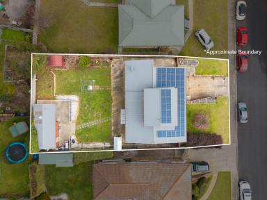 House For Sale - TAS - Devonport - 7310 - Stylish Family Home in a Fantastic Location  (Image 2)